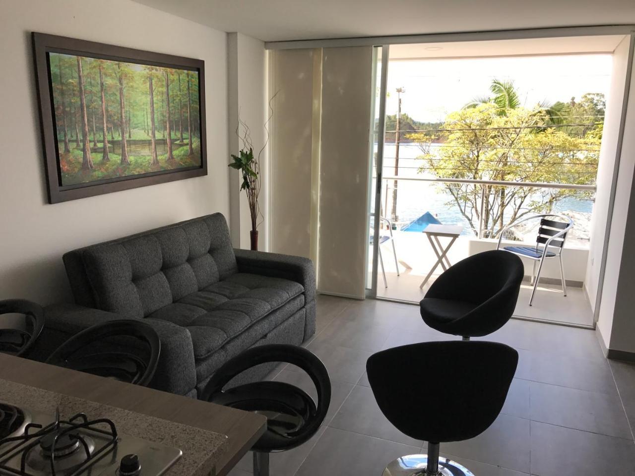 Aptos Vista Al Embalse, Frente Al Lago, Restaurantes, Bares Guatape Phòng bức ảnh
